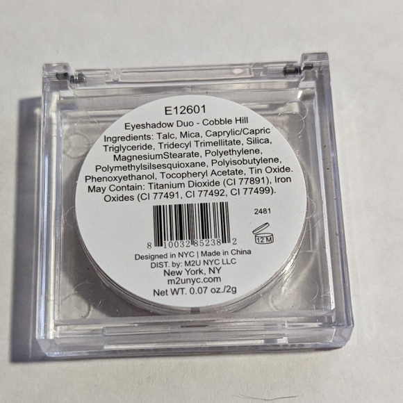 m2ü NYC Eyeshadow duo "Cobble Hill" - Picture 2 of 2